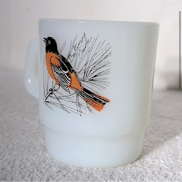 Vintage Anchor Hocking Fire King Milk Glass Baltimore Oriole Stacking Mug - Picture 4 of 14